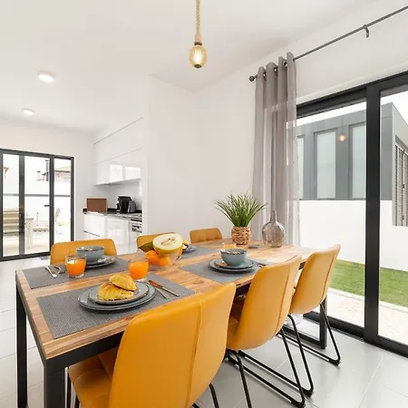 - By Sch Патаяш